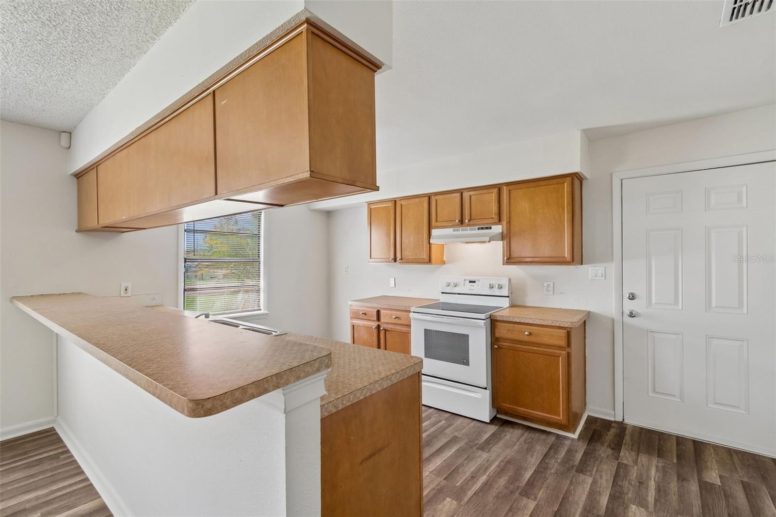 6711 INTERBAY BLVD