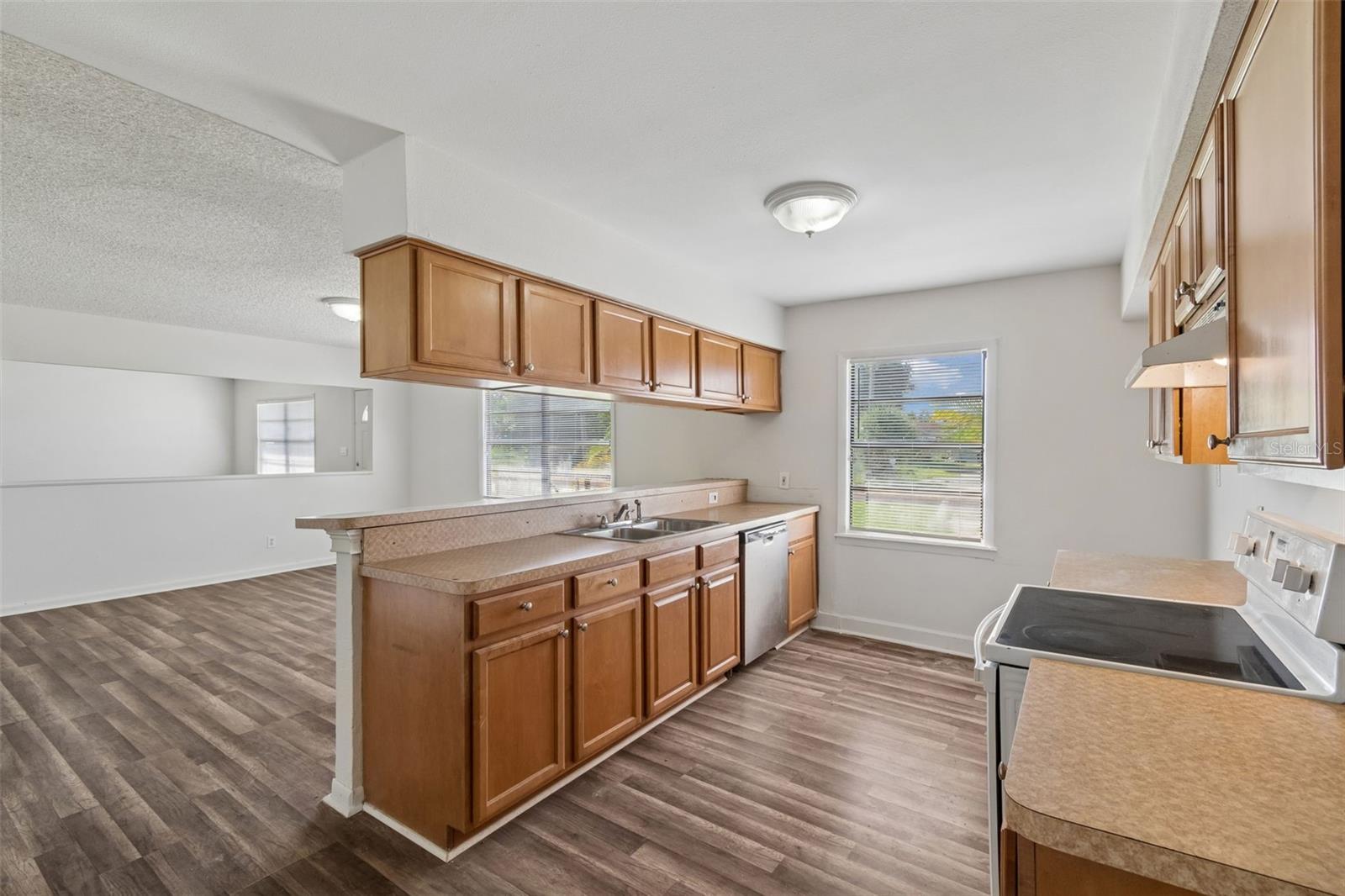 6711 INTERBAY BLVD