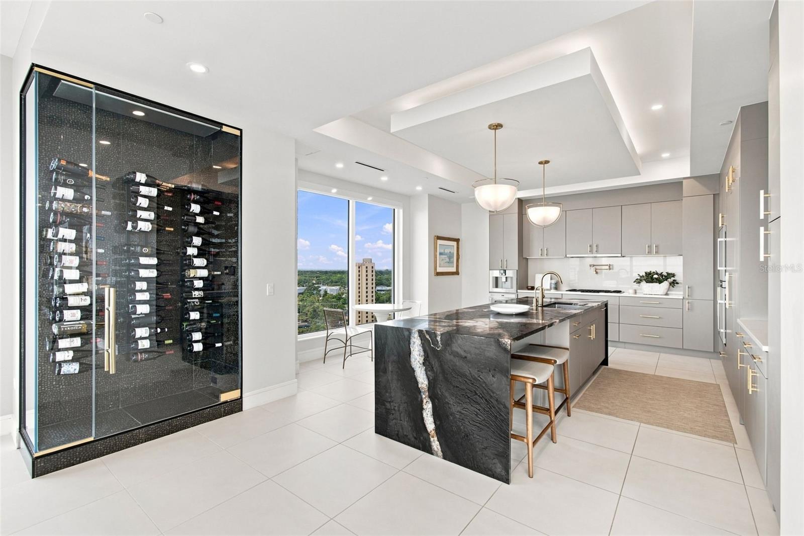 2619 BAYSHORE BLVD #1200