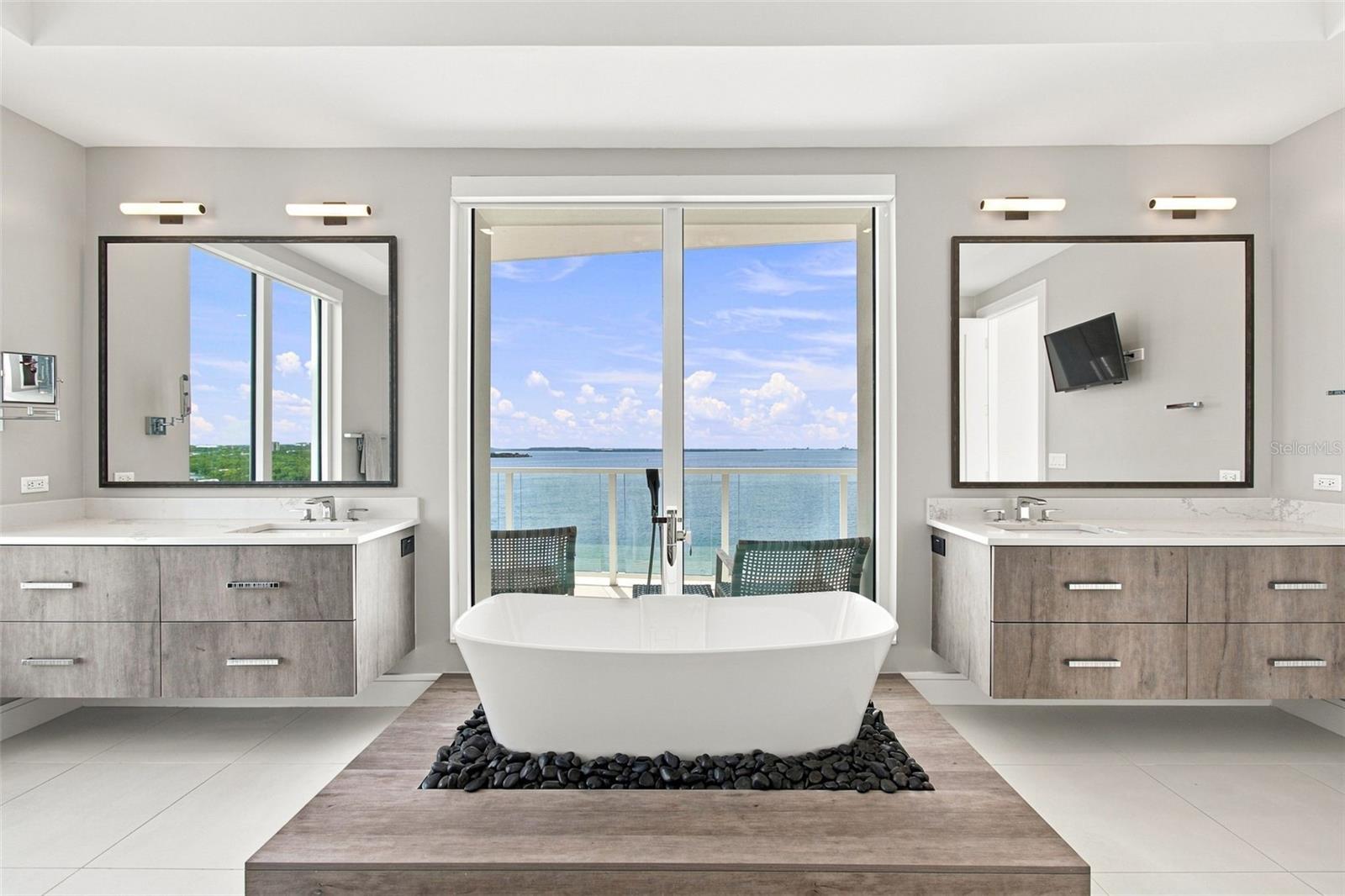 2619 BAYSHORE BLVD #1200