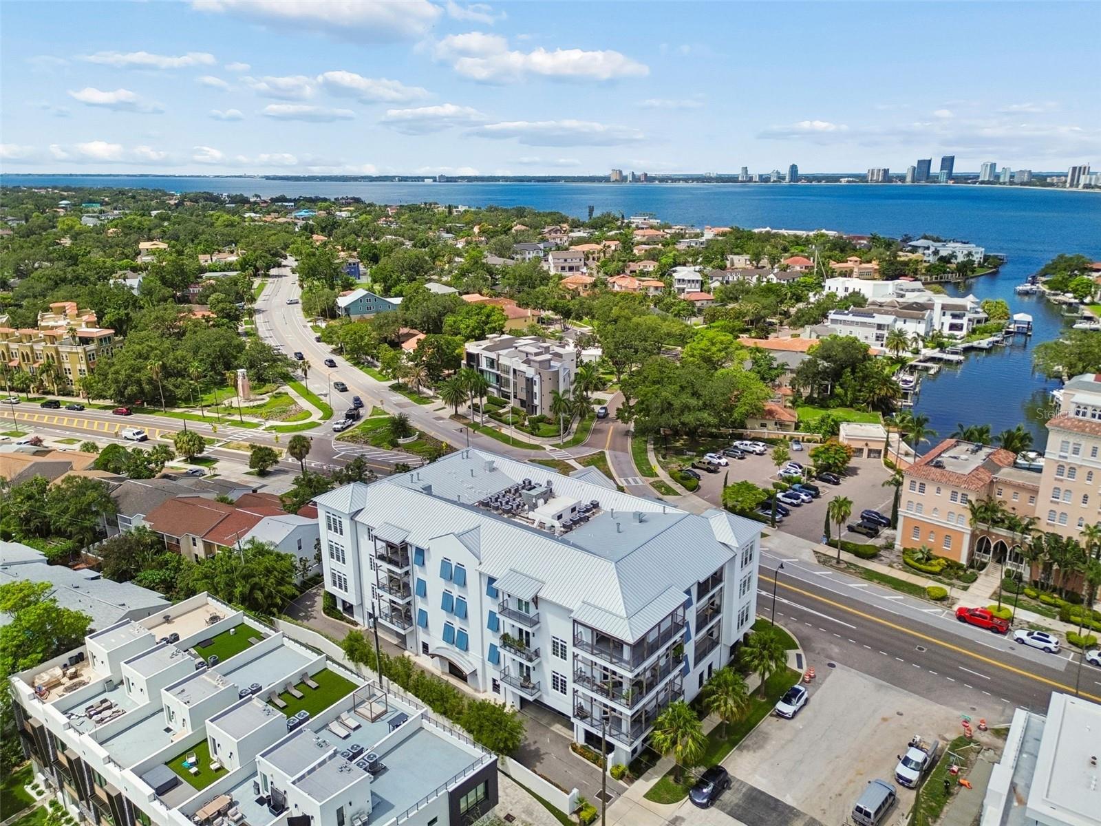 91 DAVIS BLVD #301
