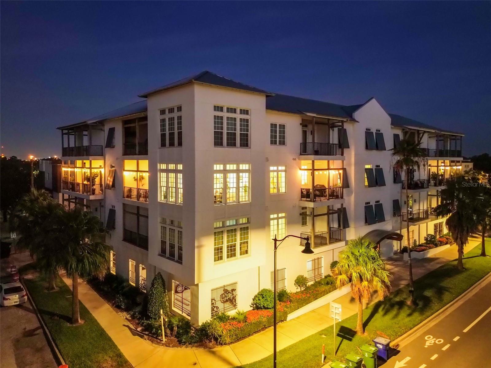 91 DAVIS BLVD #301