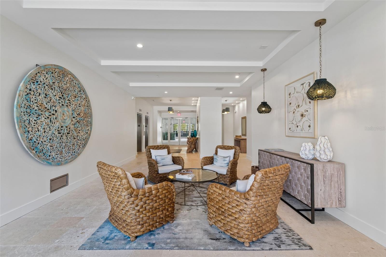91 DAVIS BLVD #301