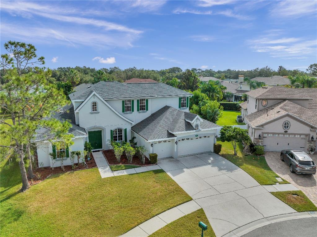 2102 CLIMBING IVY DR
