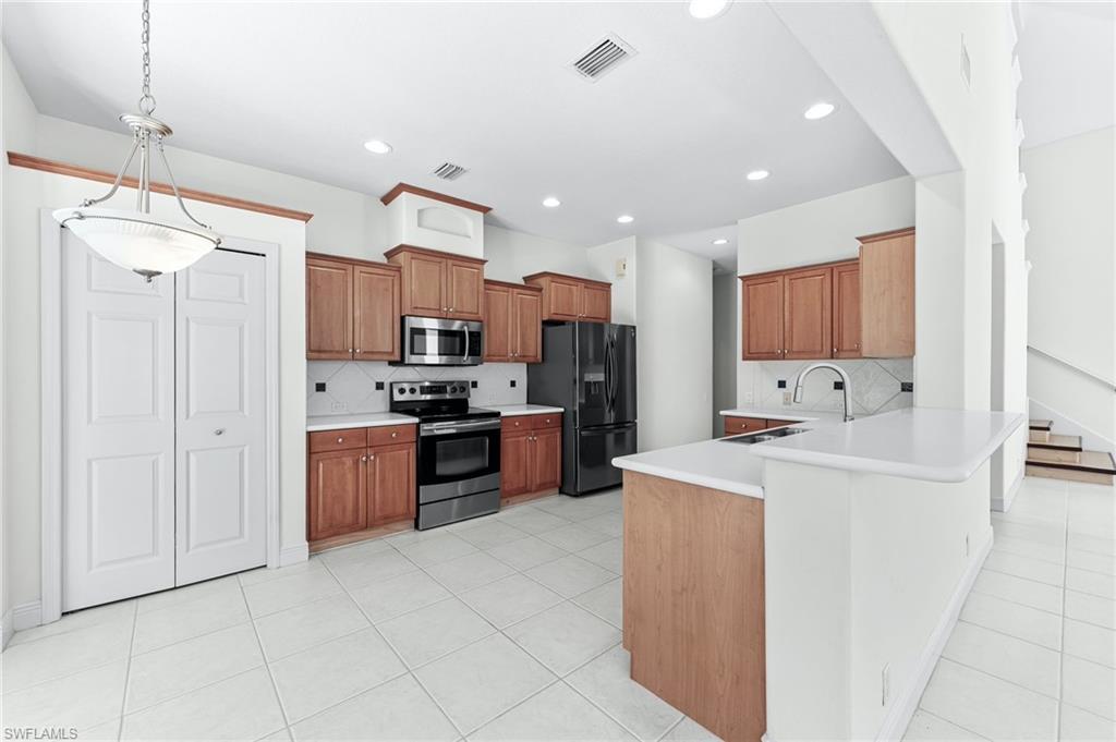 20171 Eagle Glen WAY