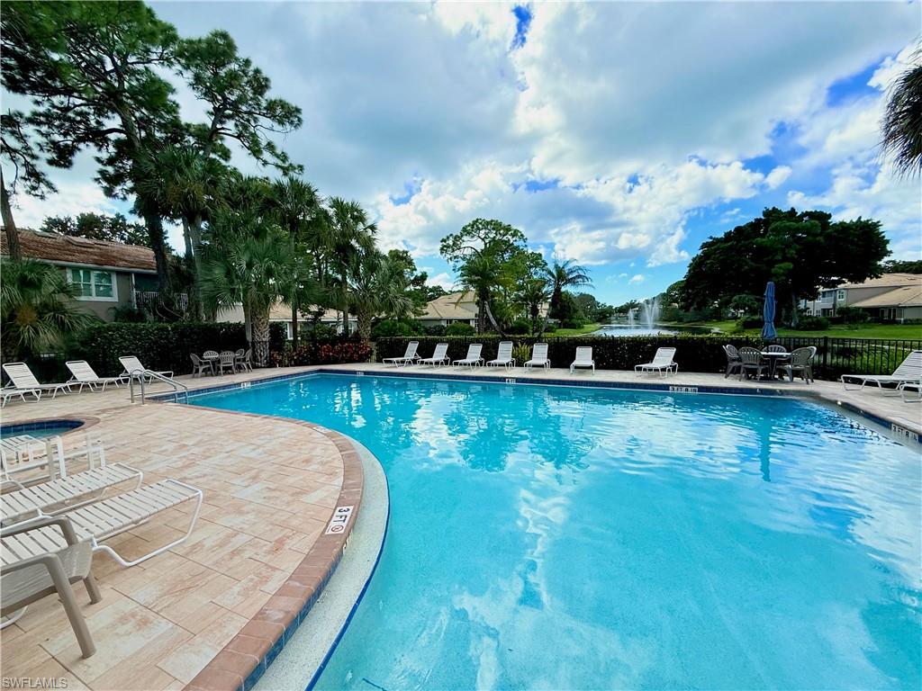 337 Emerald Bay CIR U1