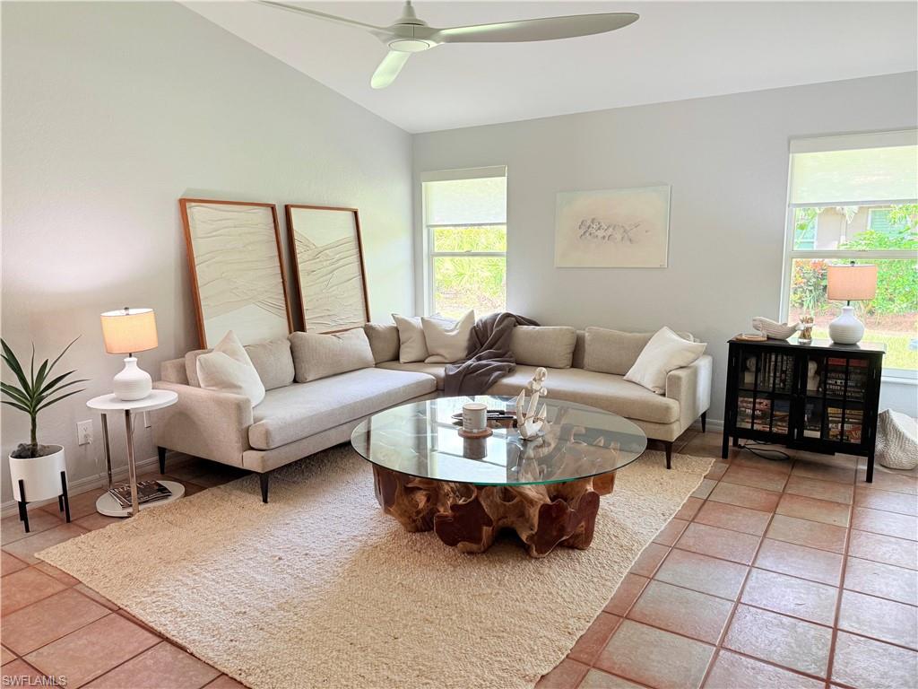 337 Emerald Bay CIR U1