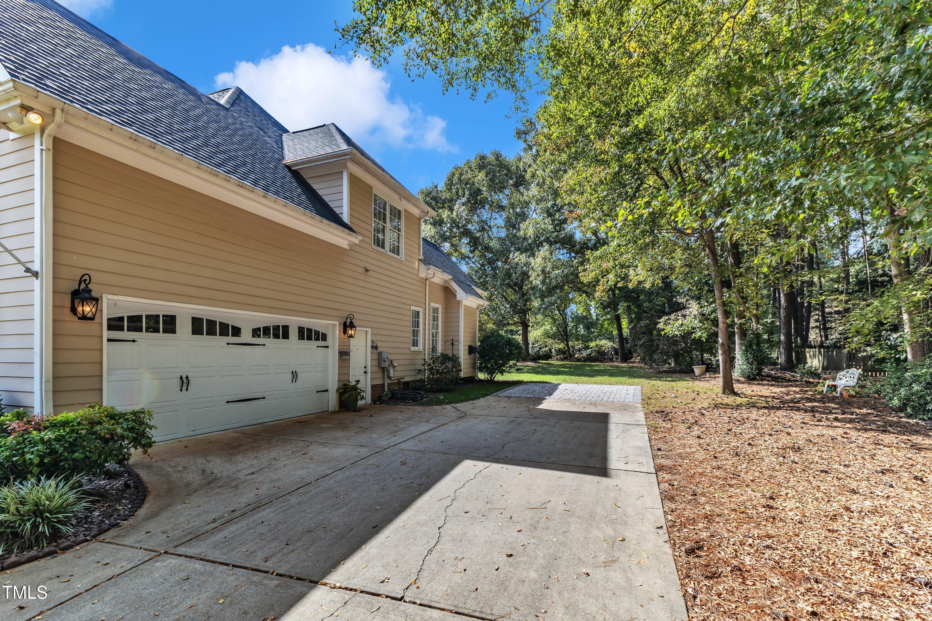 4024 Gumleaf Drive