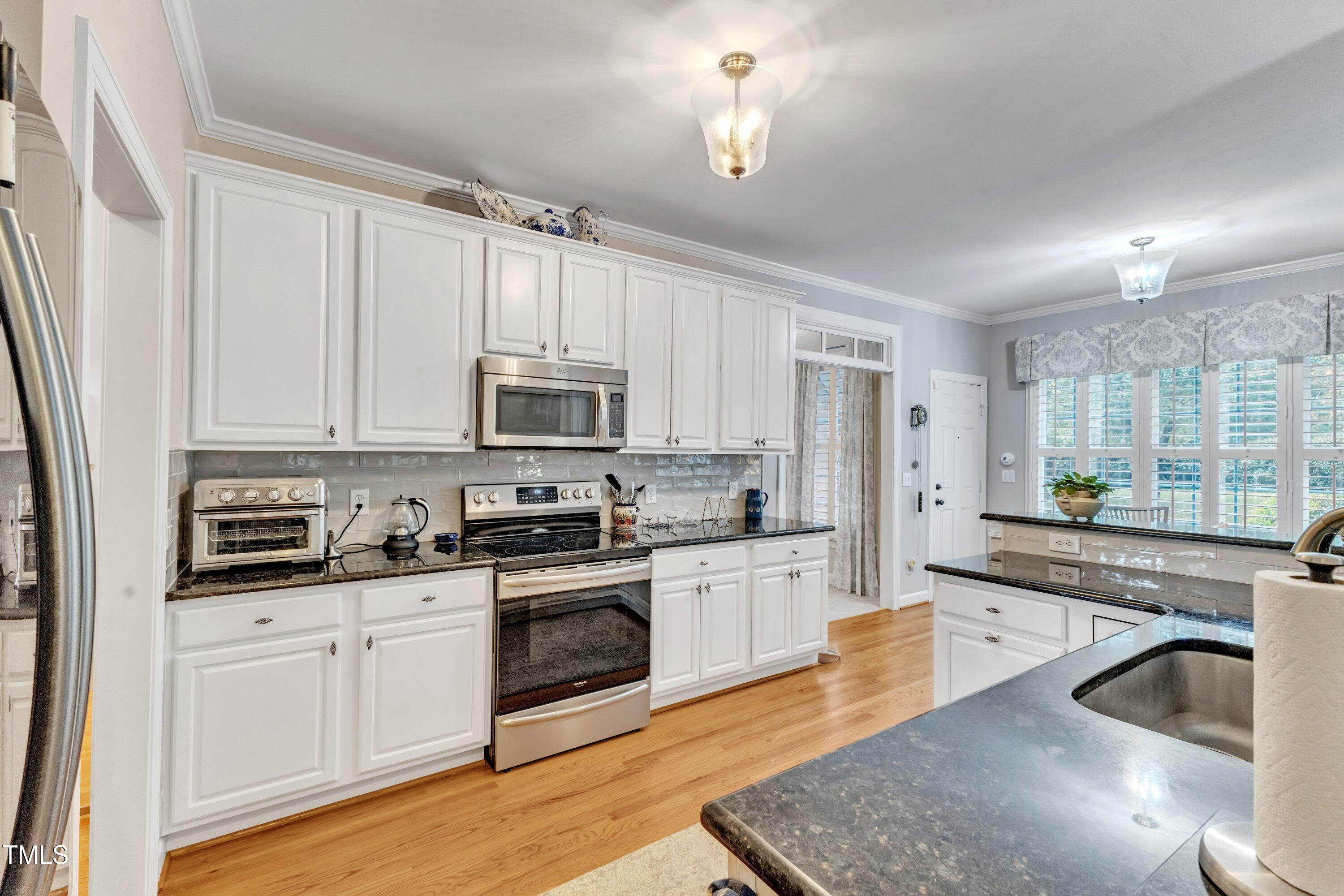 4024 Gumleaf Drive