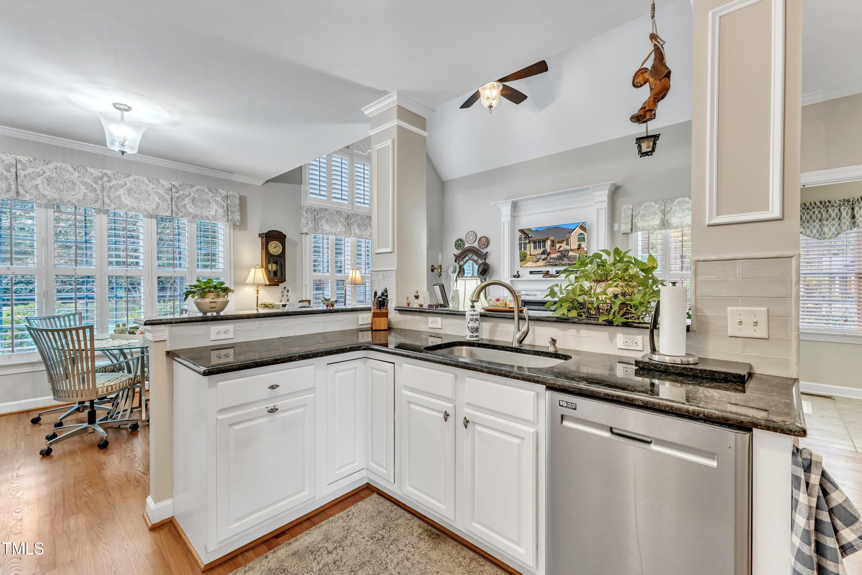 4024 Gumleaf Drive