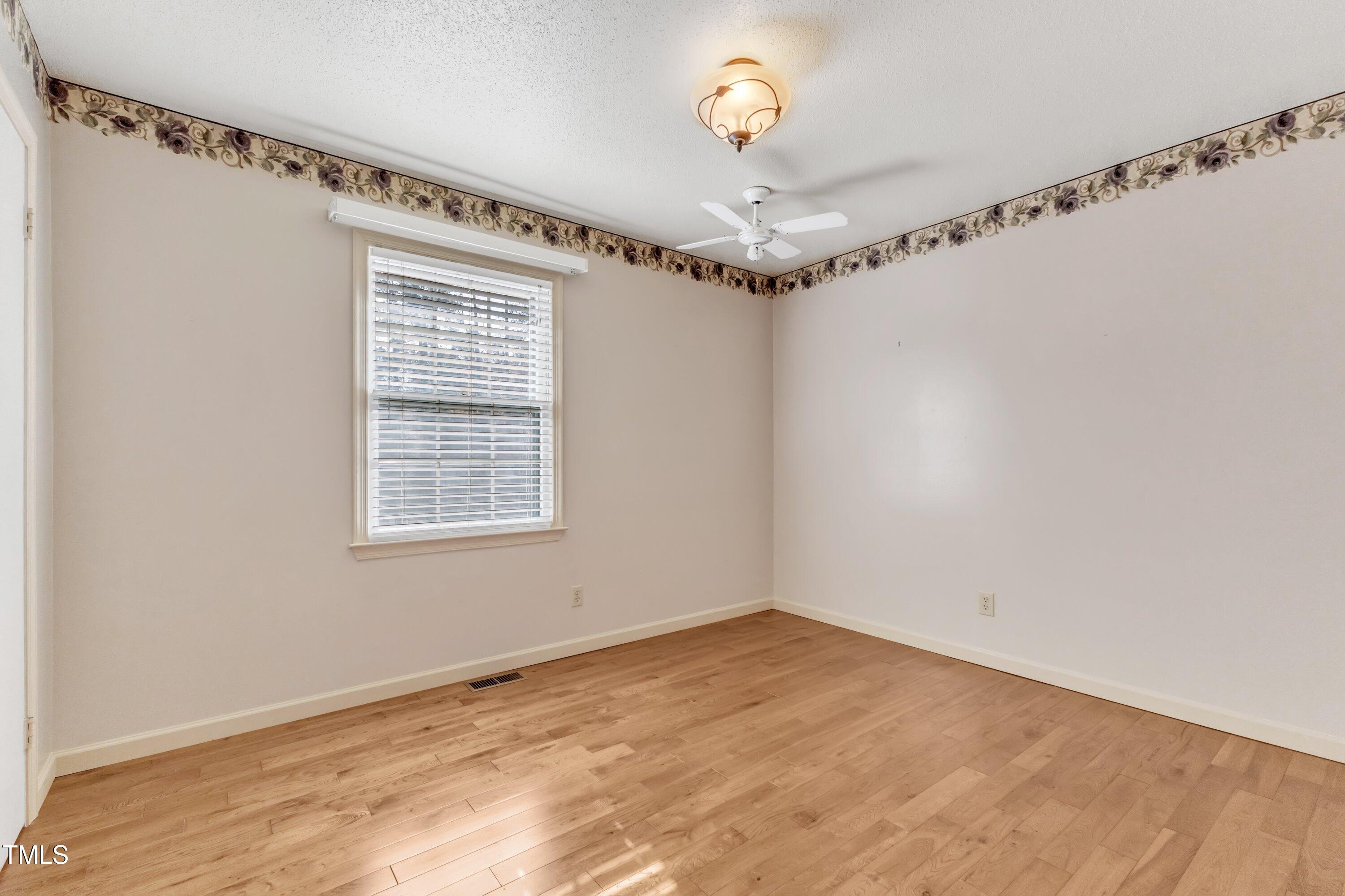 1402 Buckingham Road