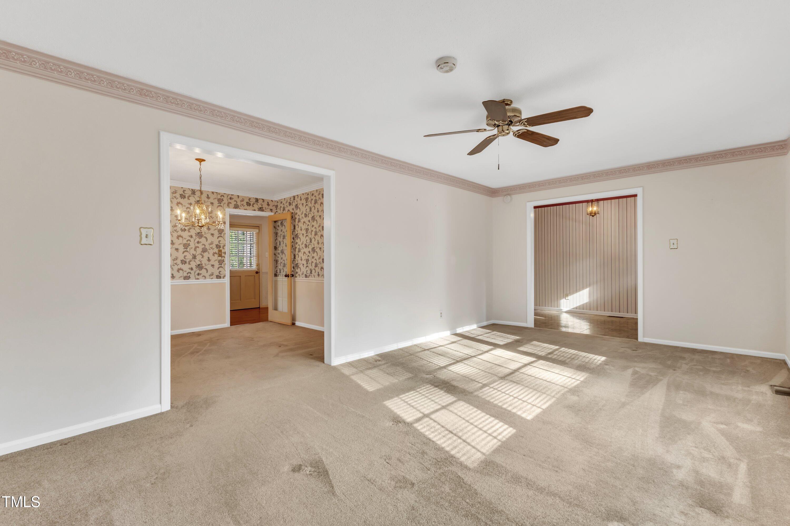 1402 Buckingham Road