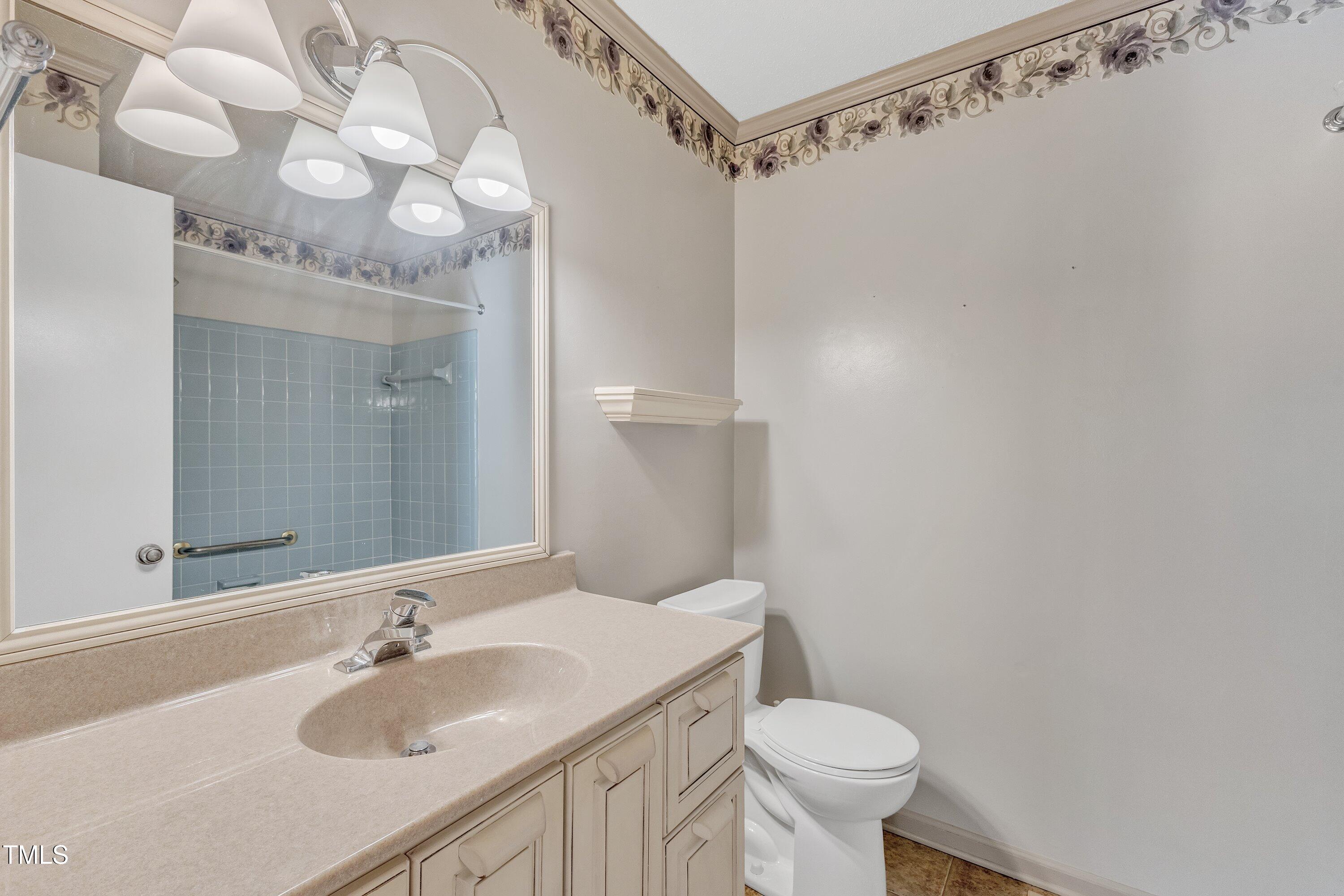 1402 Buckingham Road