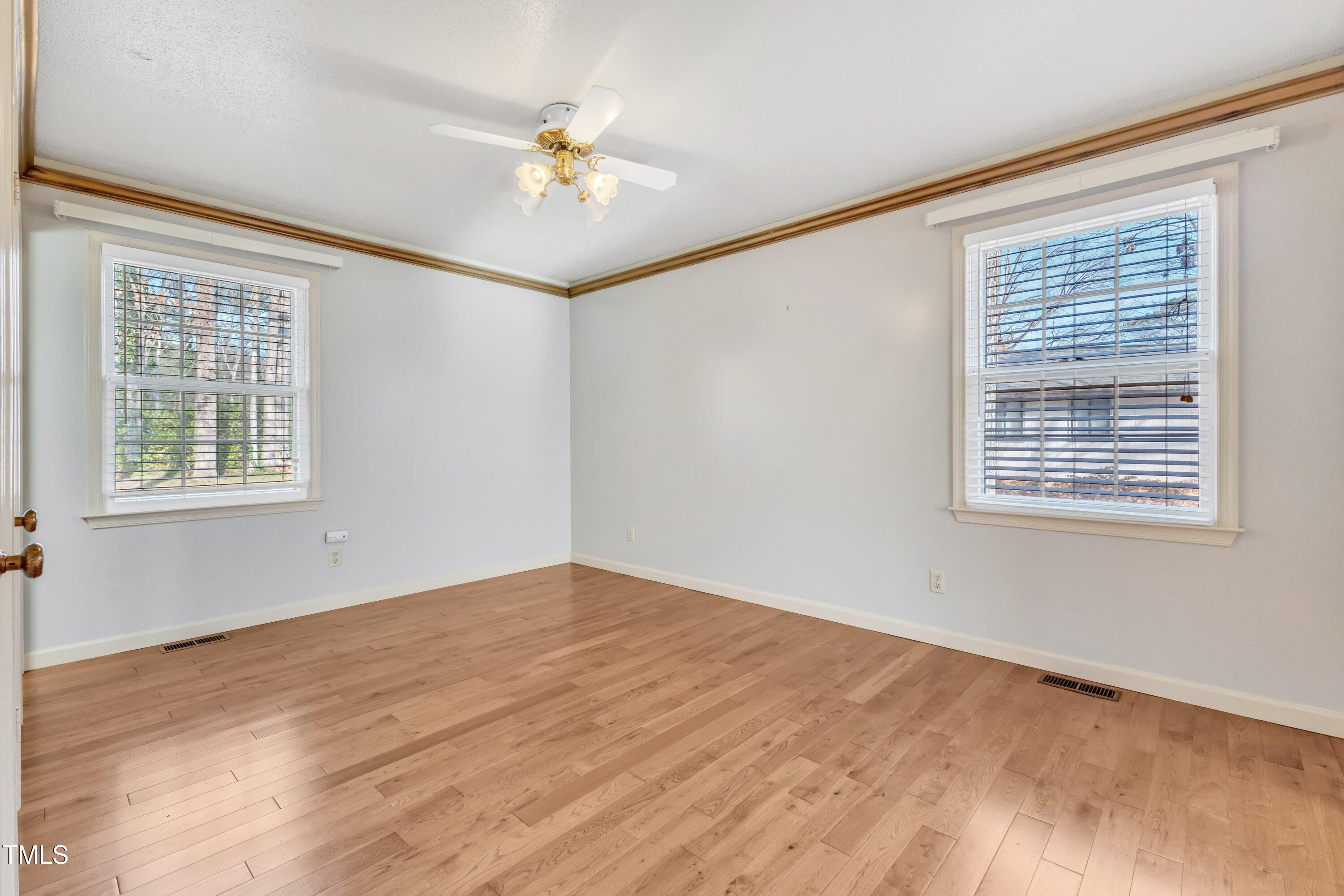 1402 Buckingham Road