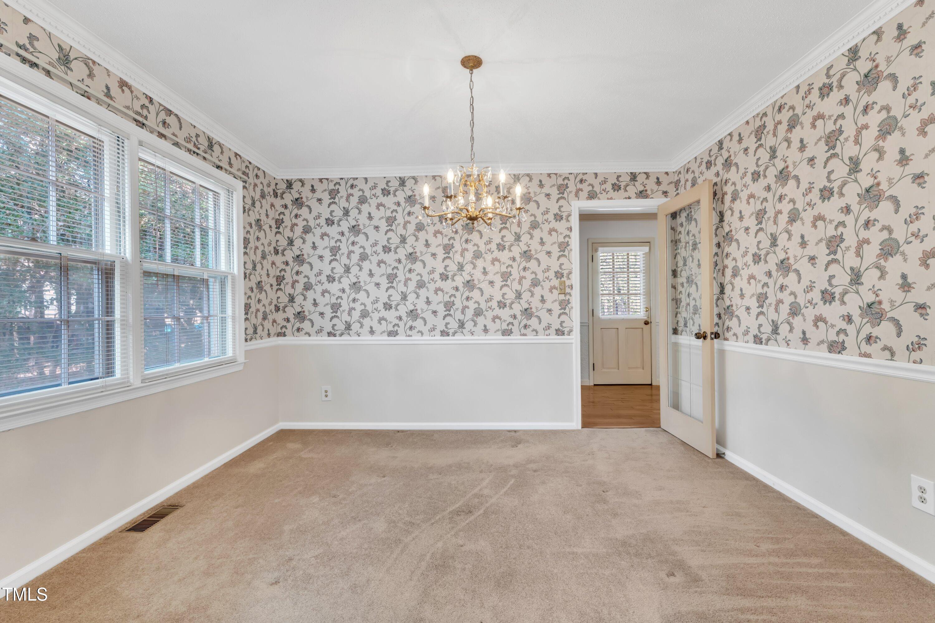 1402 Buckingham Road