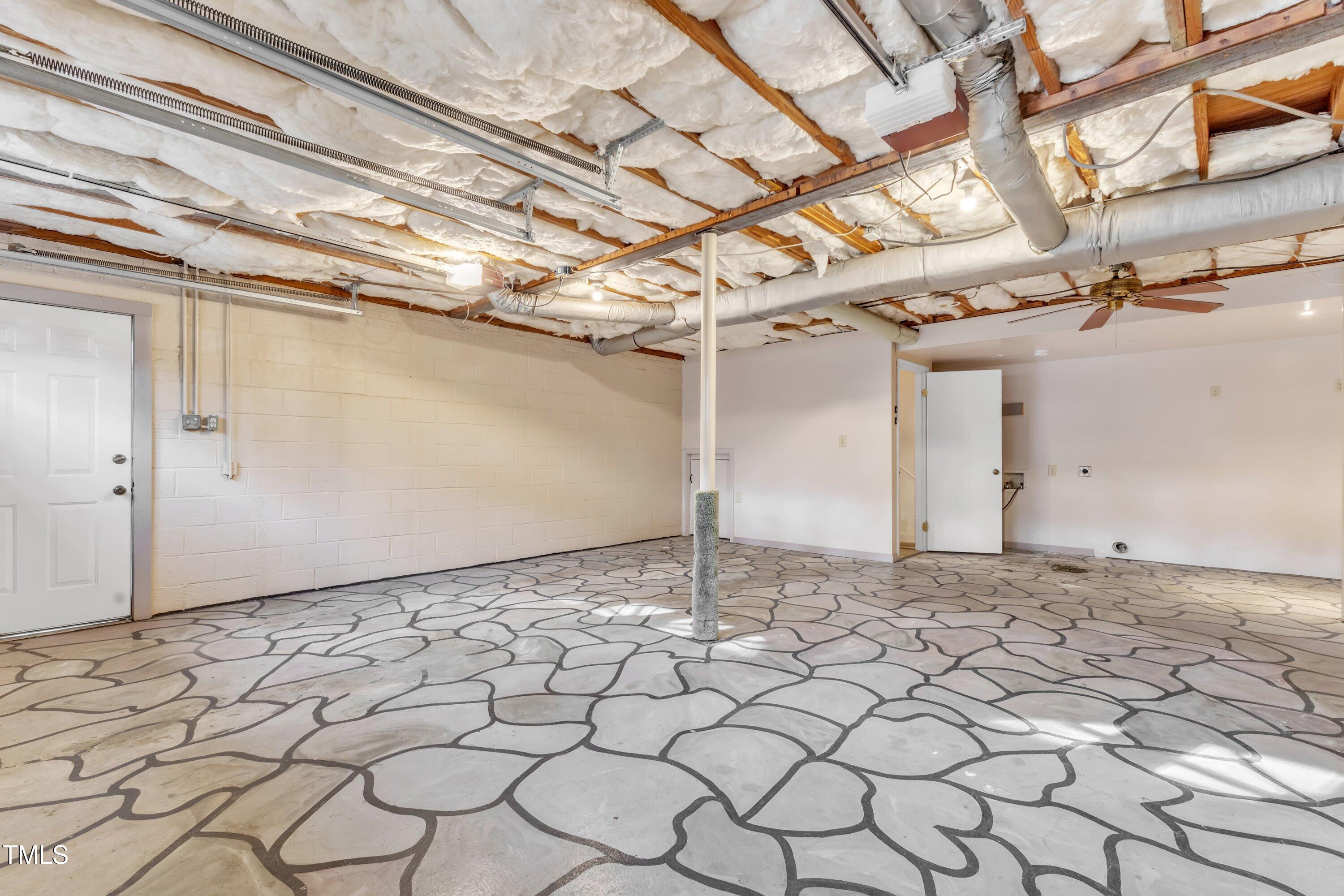 1402 Buckingham Road