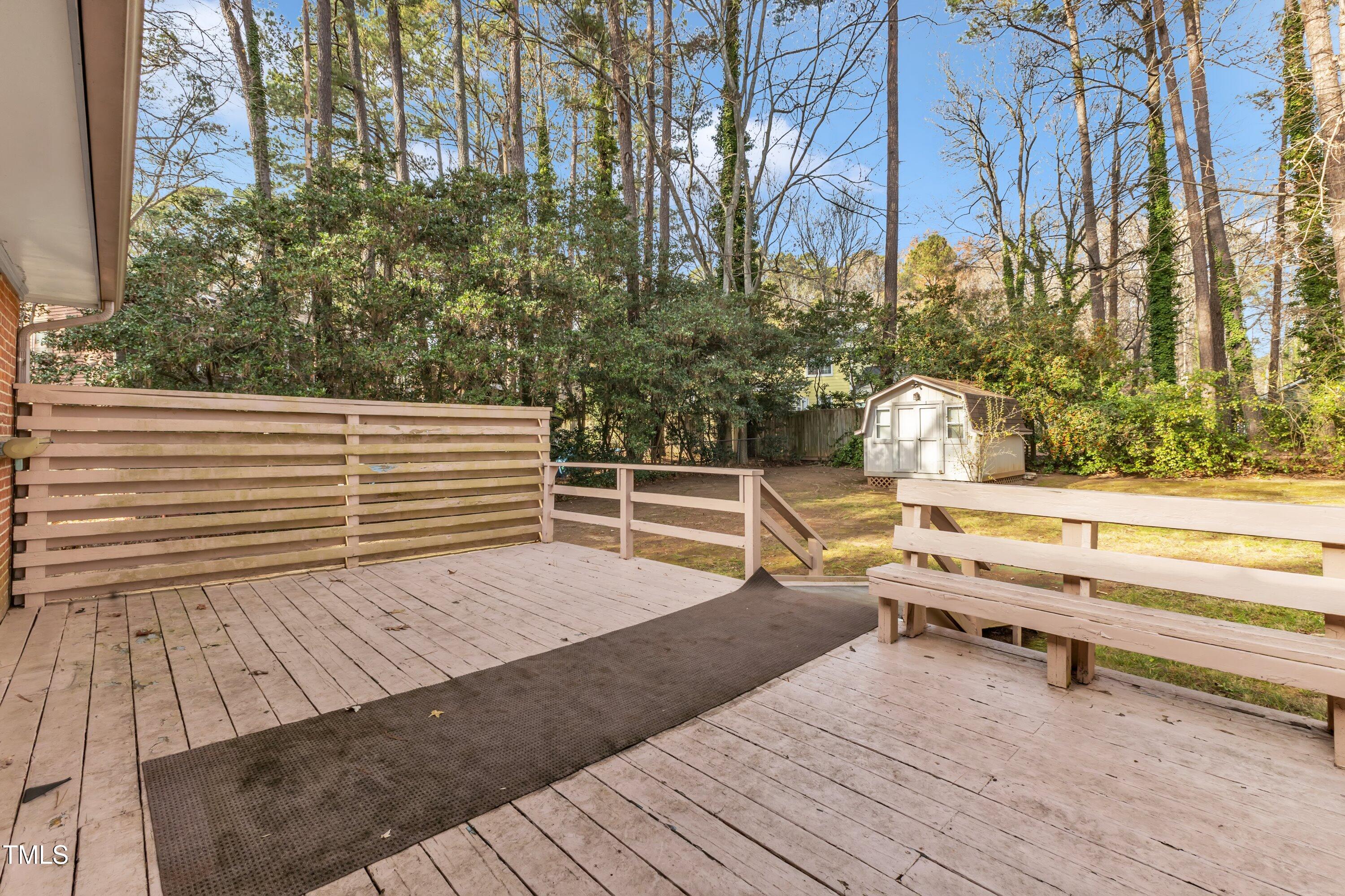 1402 Buckingham Road