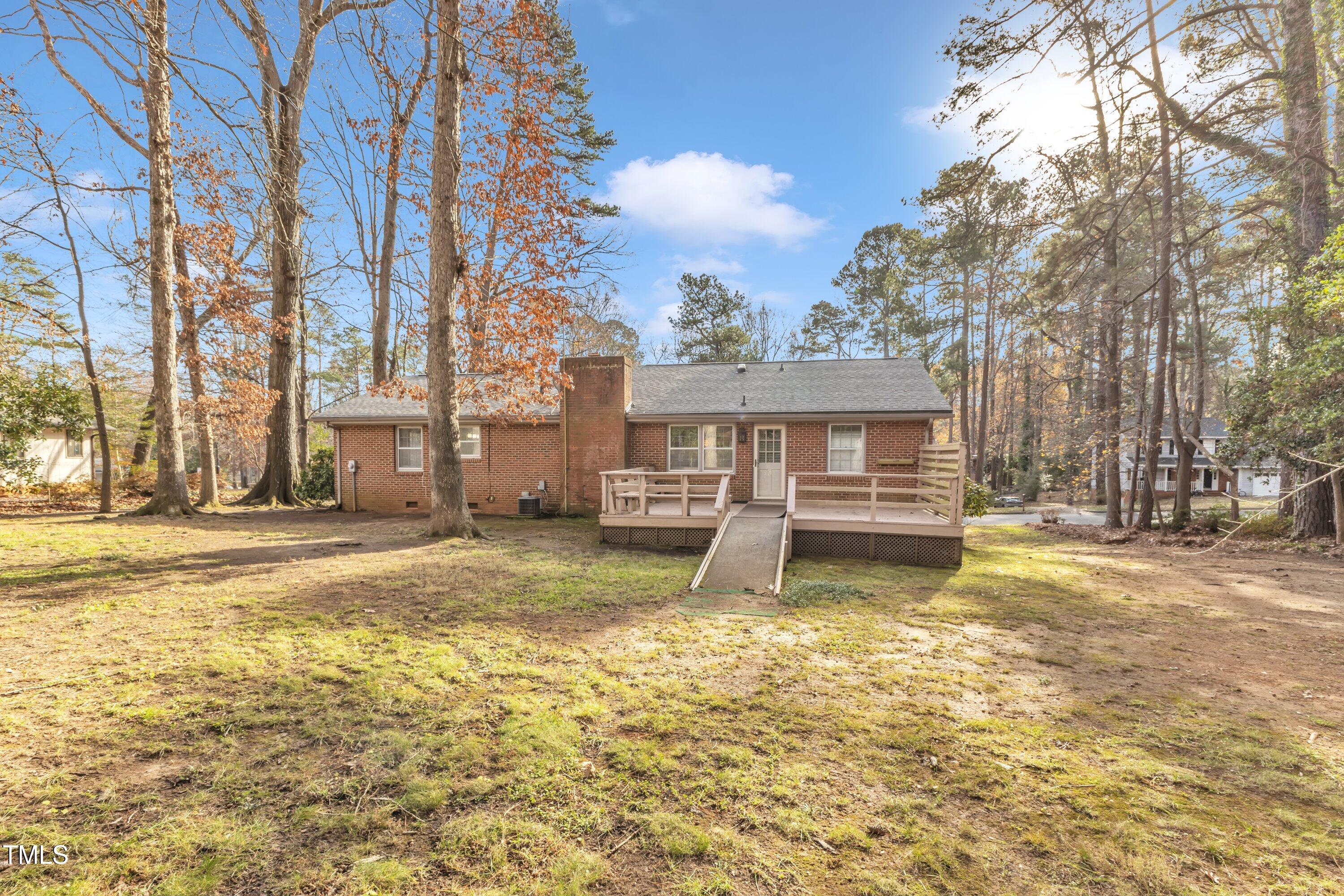 1402 Buckingham Road