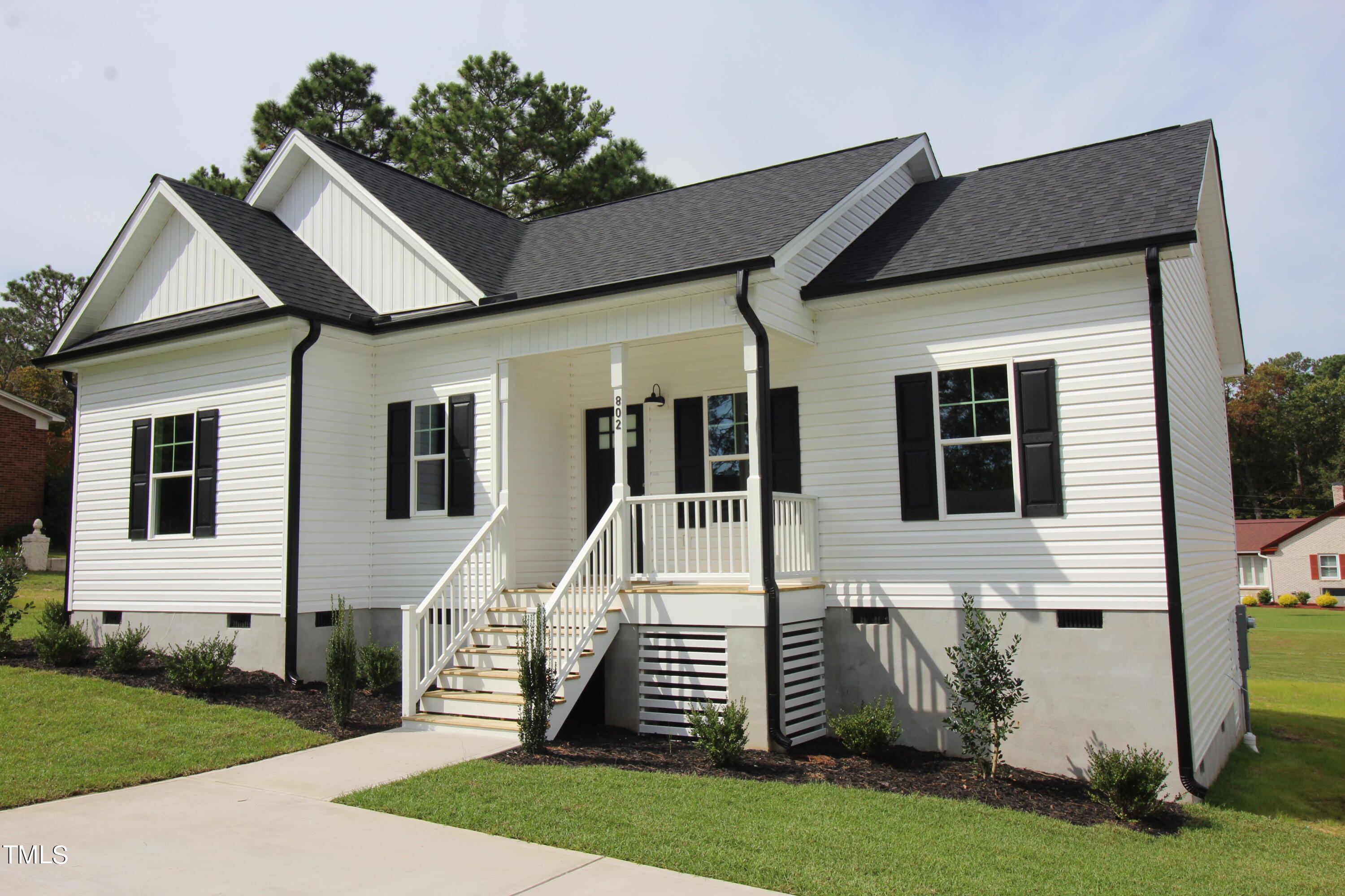 802 S Parrish Street