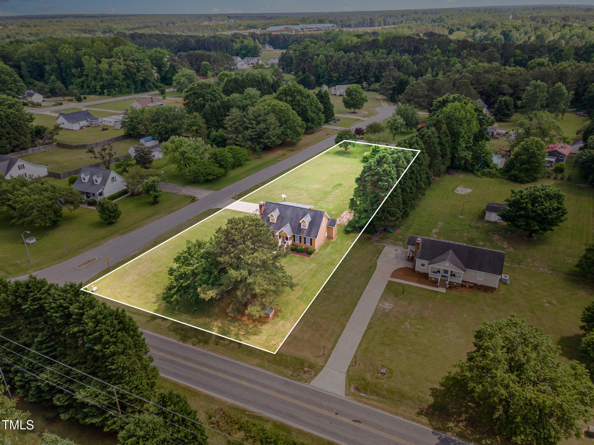 123 Sanders Road Road