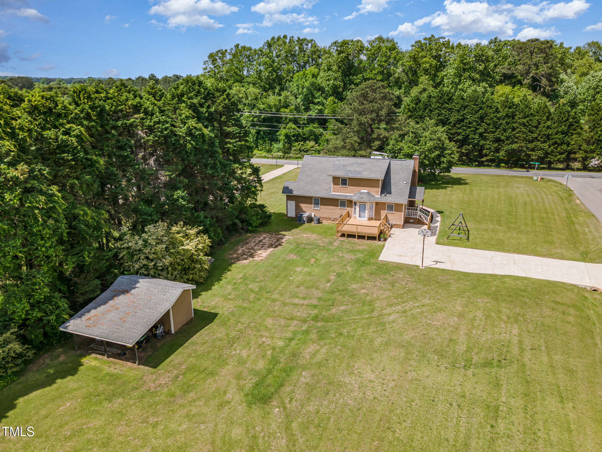 123 Sanders Road Road