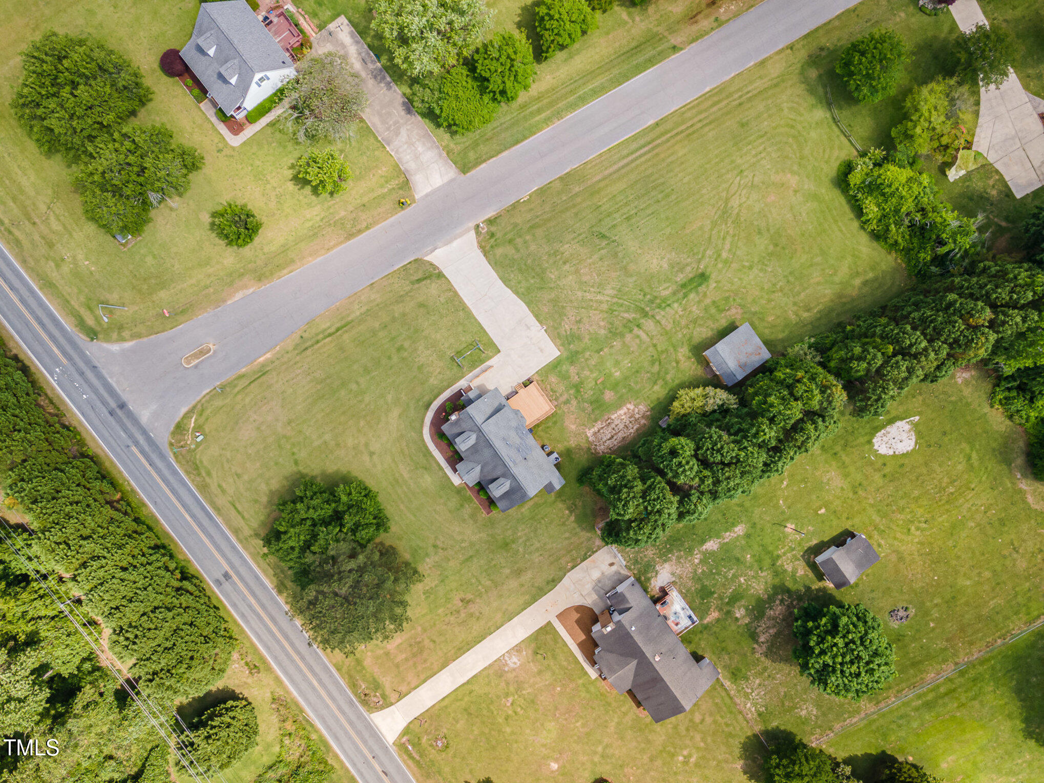 123 Sanders Road Road