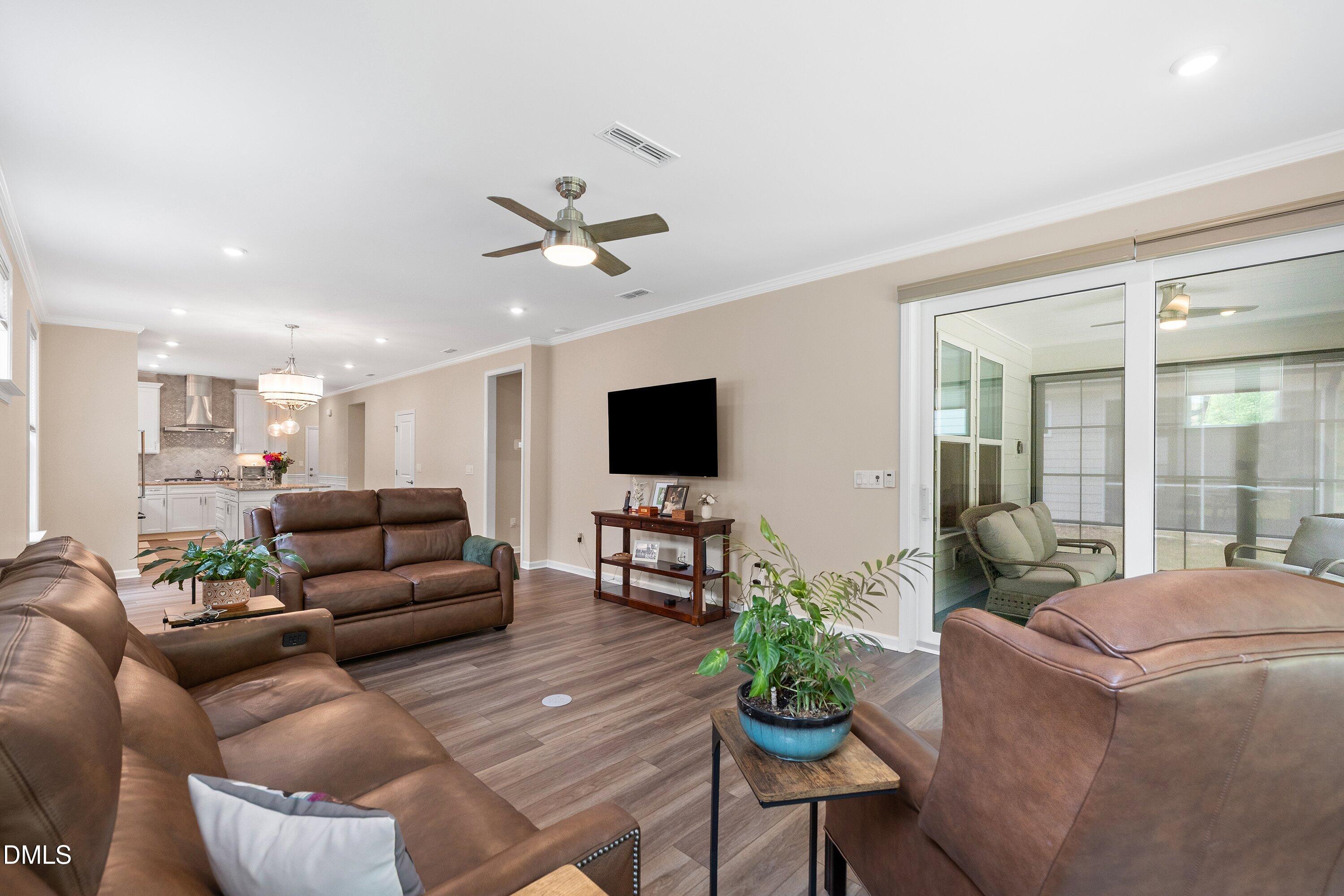 2301 Flycatcher Lane