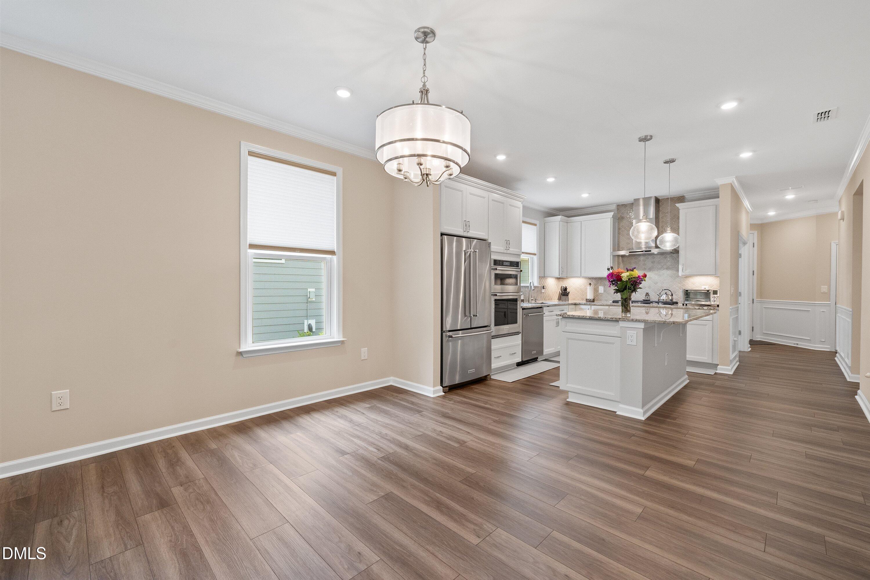 2301 Flycatcher Lane