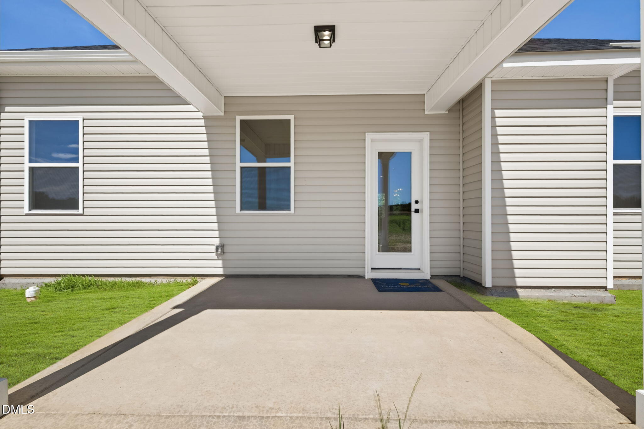 102 Maverick Lane