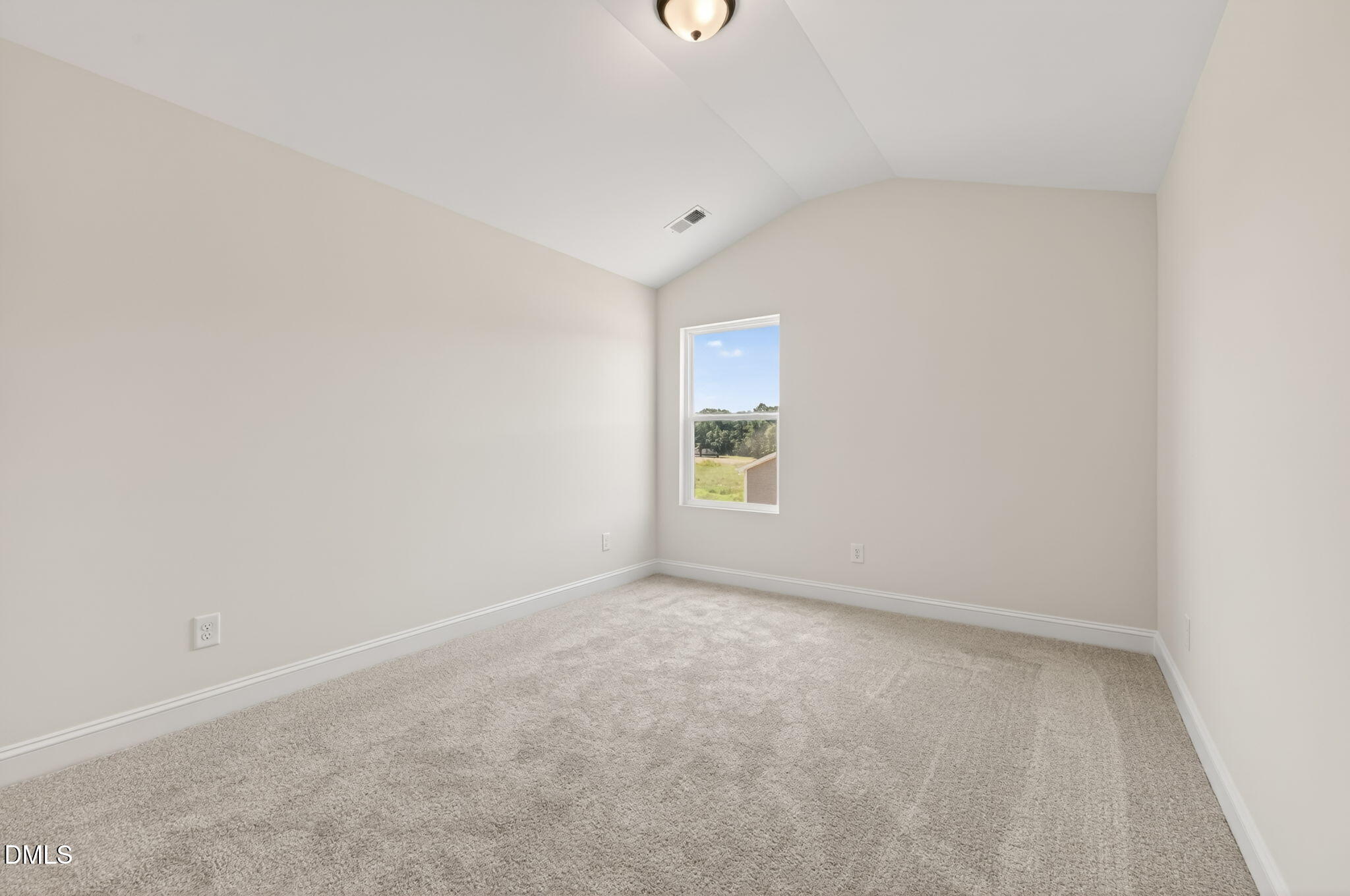 102 Maverick Lane