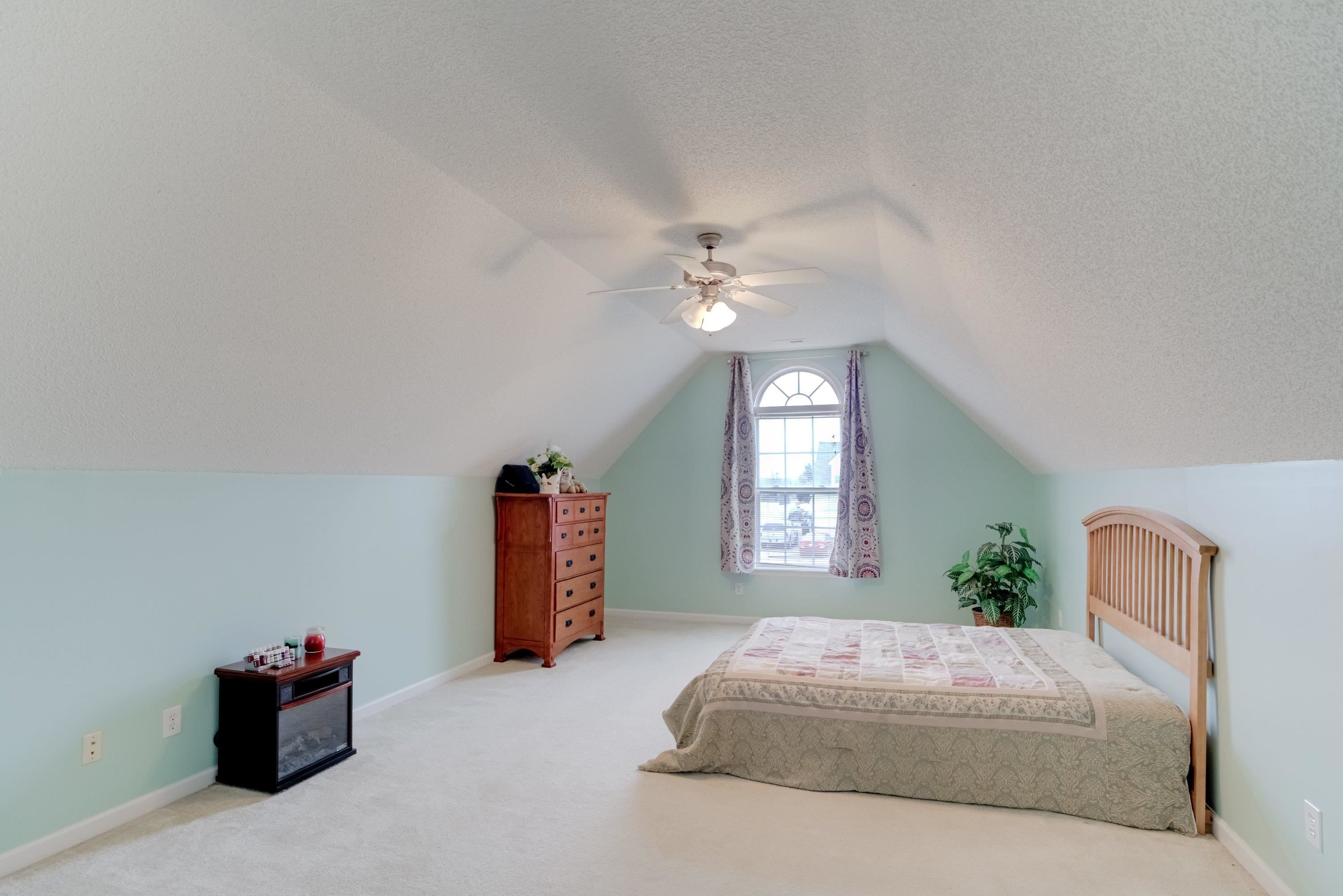 94 Presley Boulevard