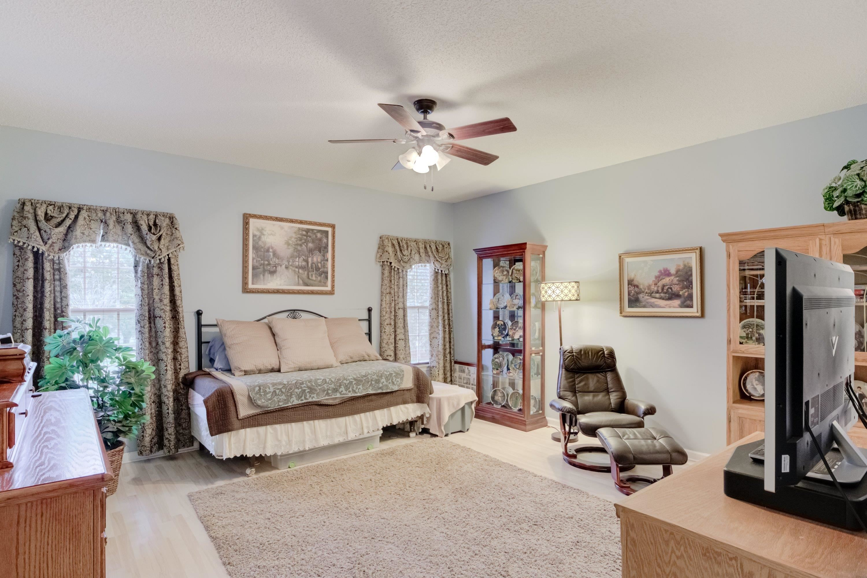 94 Presley Boulevard