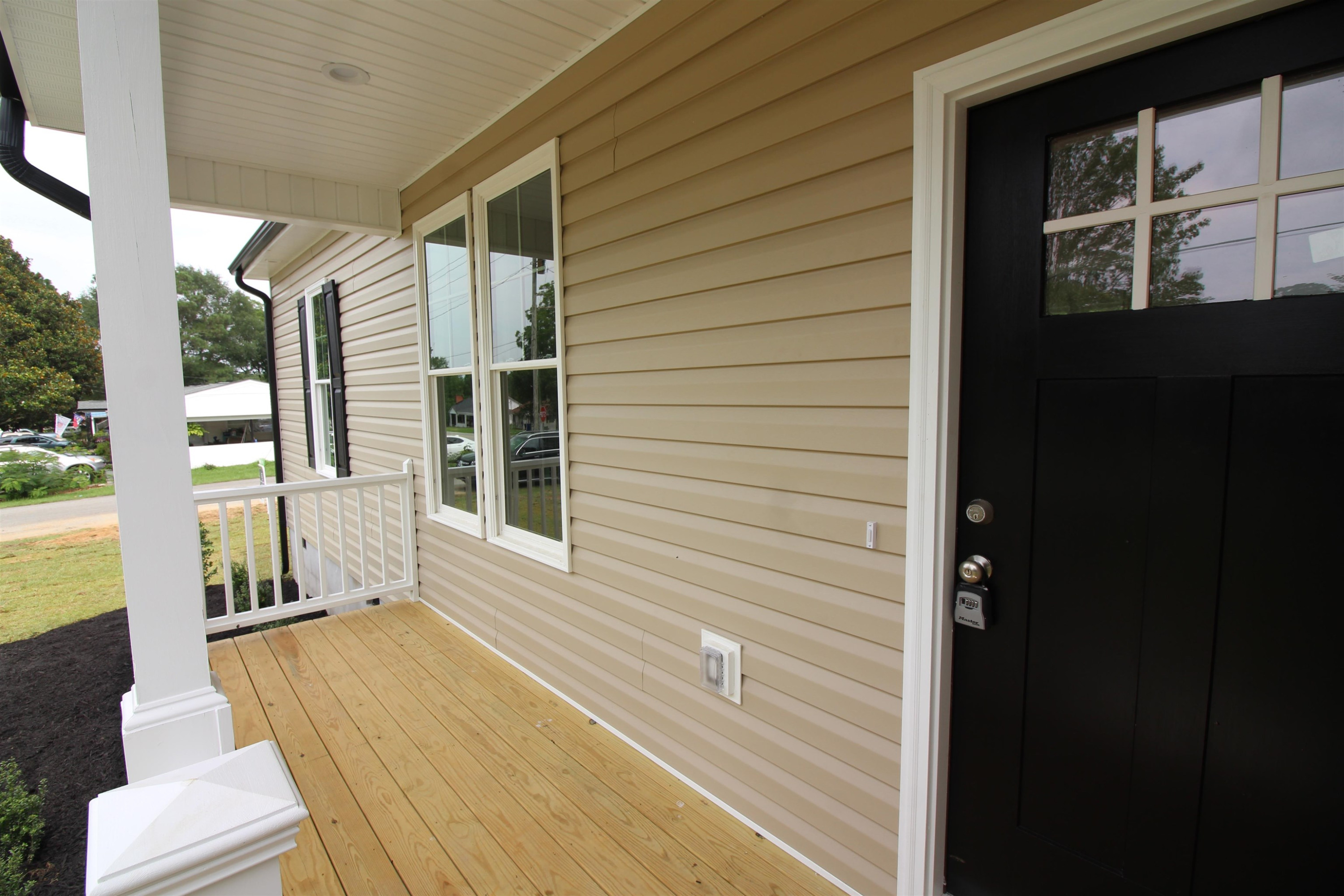 462 E Stewart Street