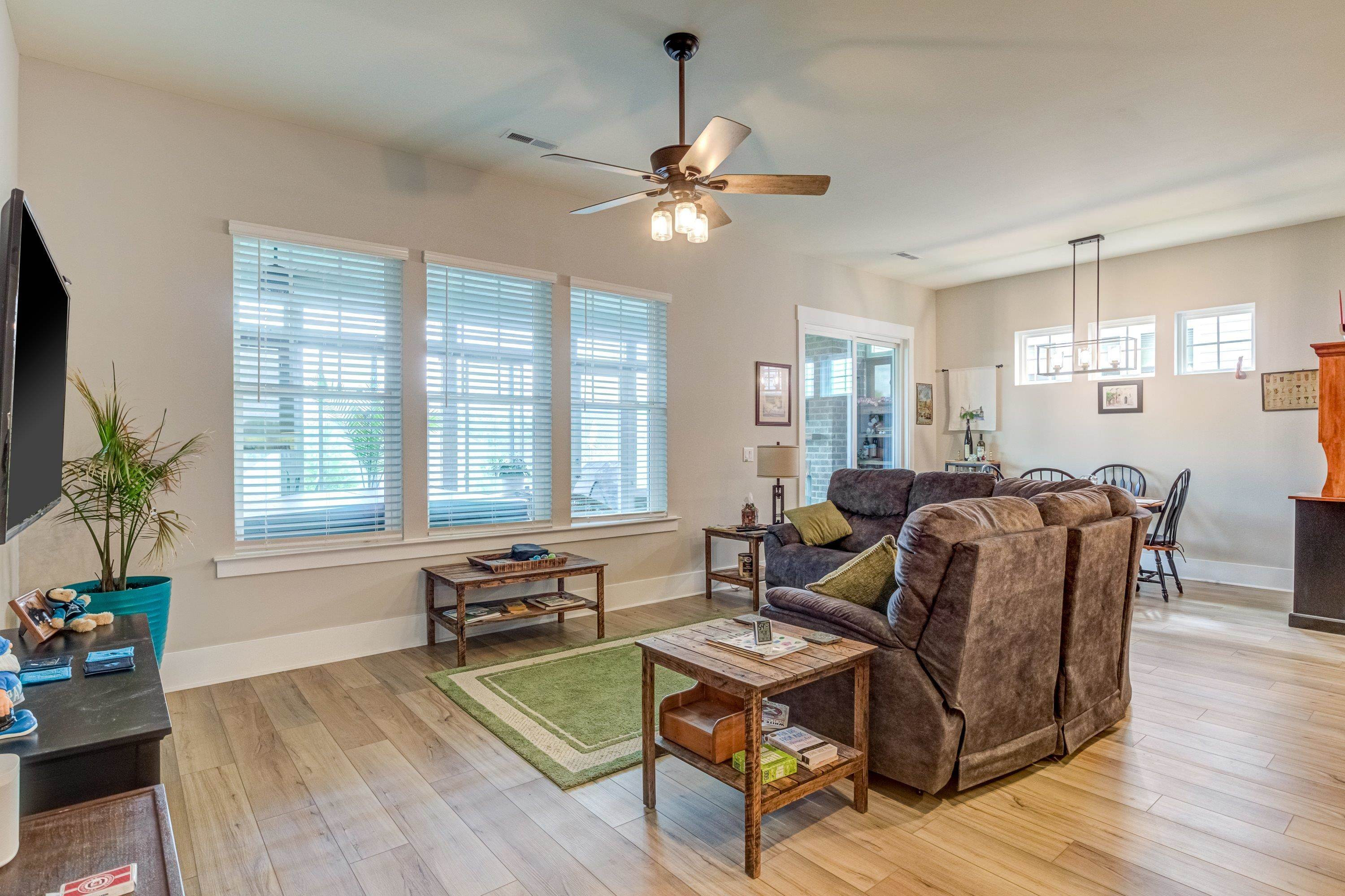 137 Warm Wind Drive