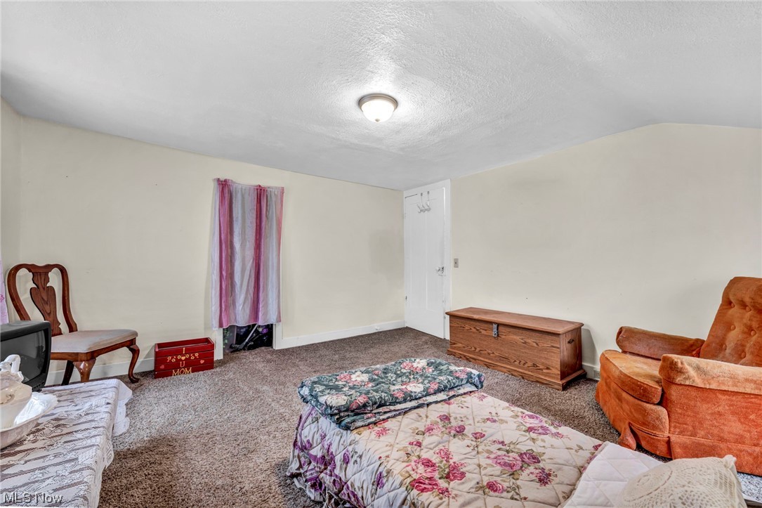 62 S Groveland Street