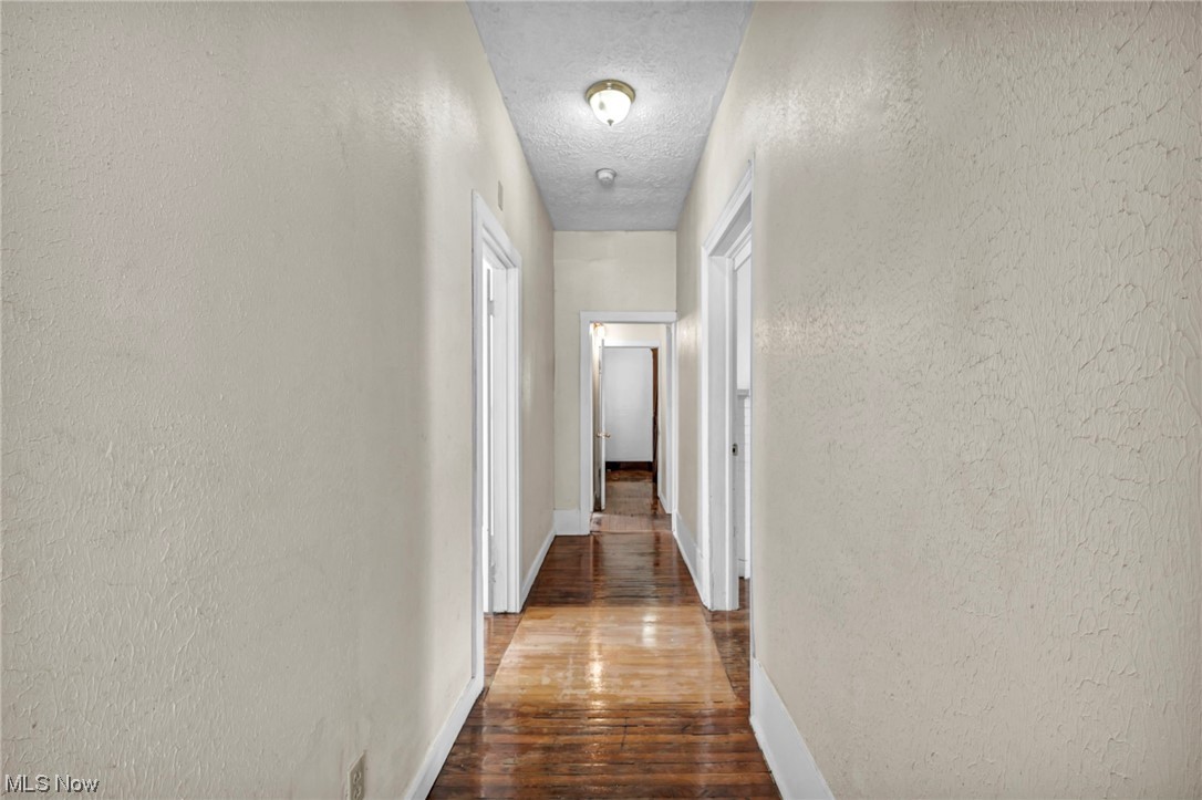278 E College