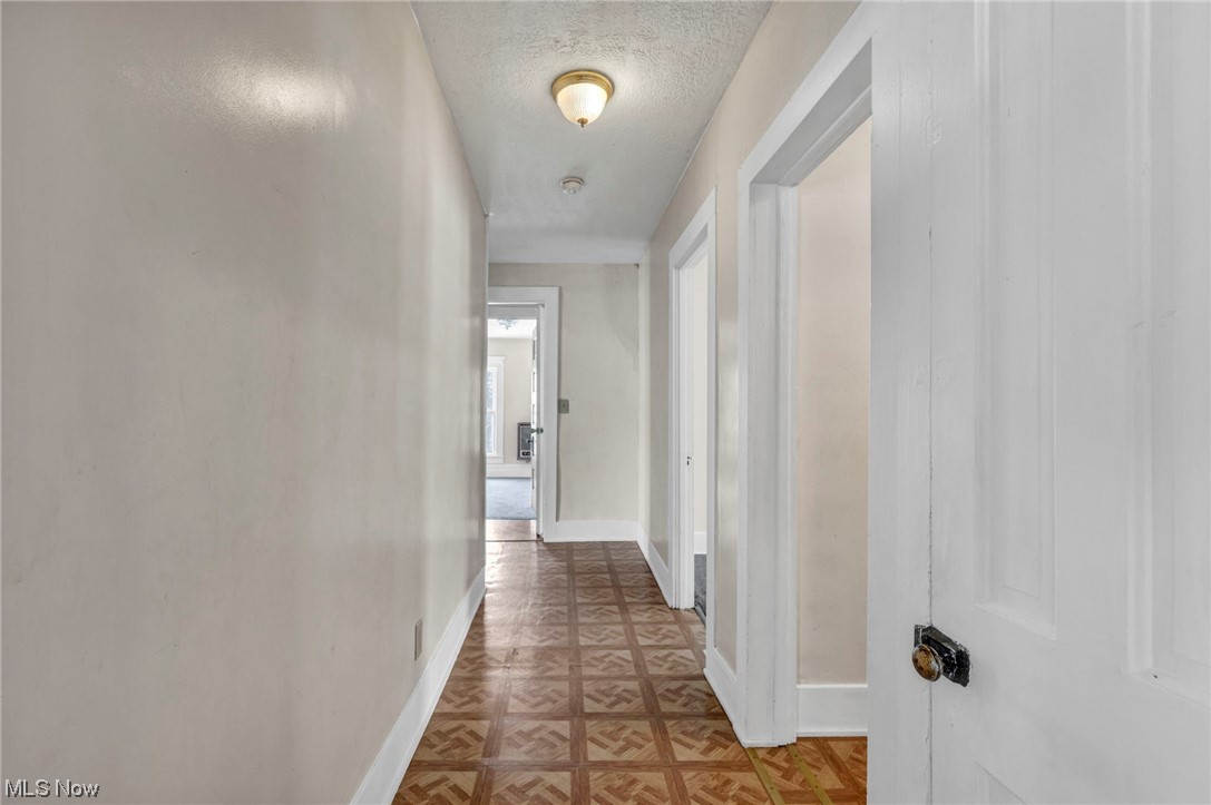 278 E College