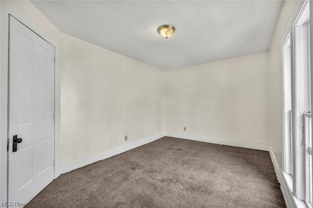 278 E College