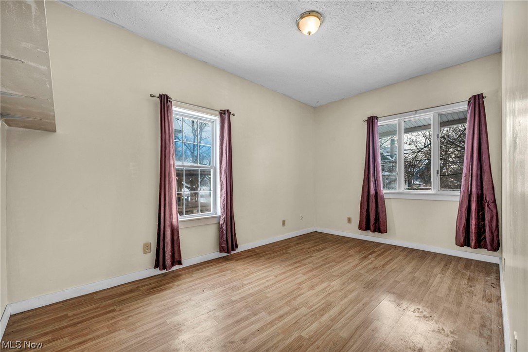 278 E College