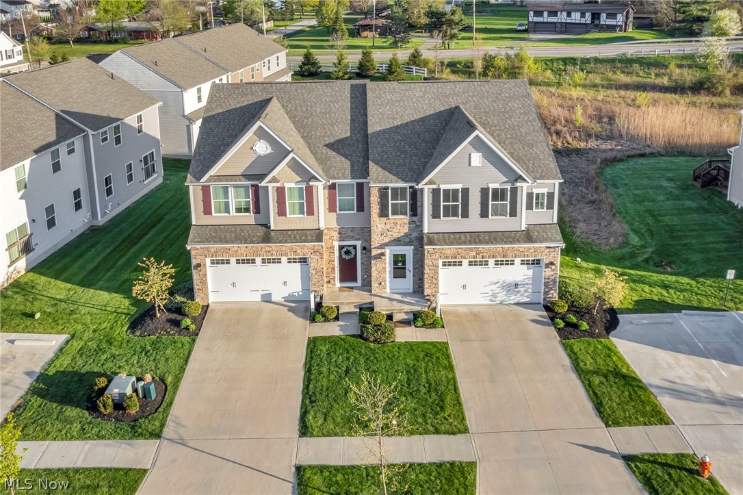 3220 Broadleaf Way