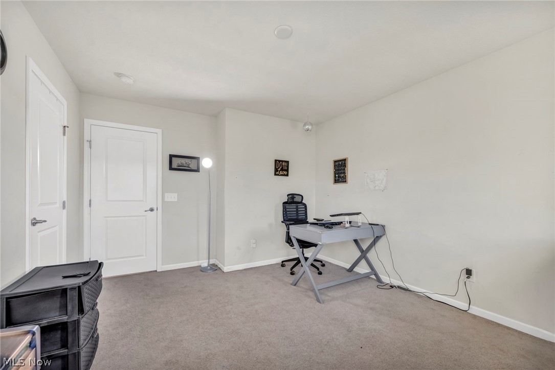3220 Broadleaf Way