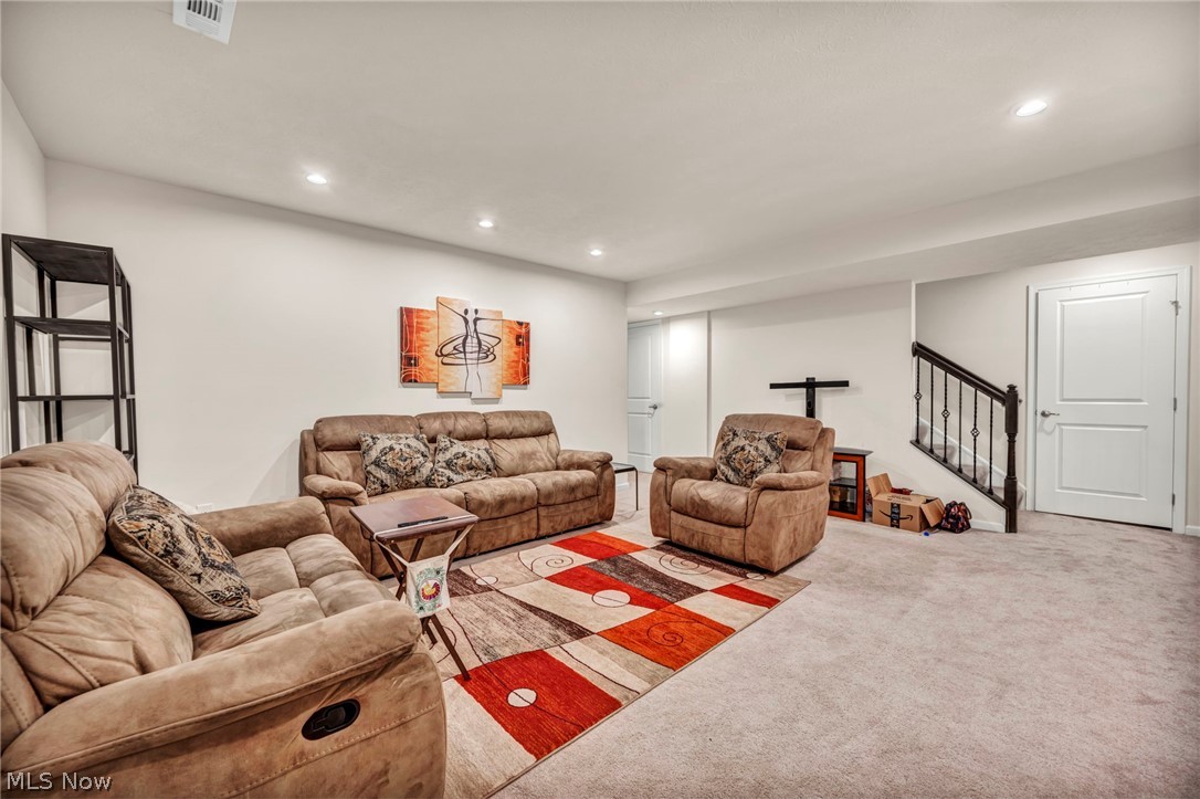 3220 Broadleaf Way
