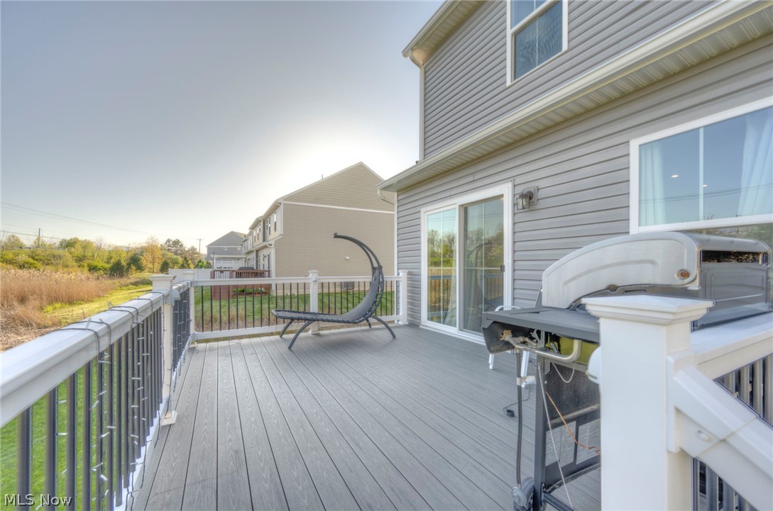 3220 Broadleaf Way