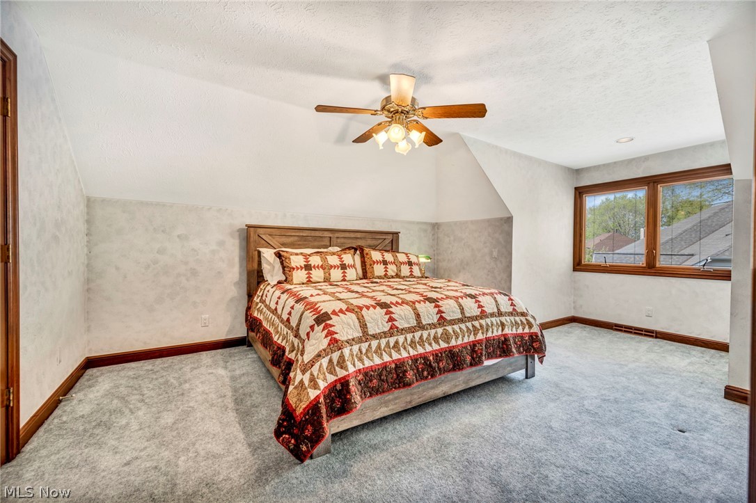 3911 Colonial Court
