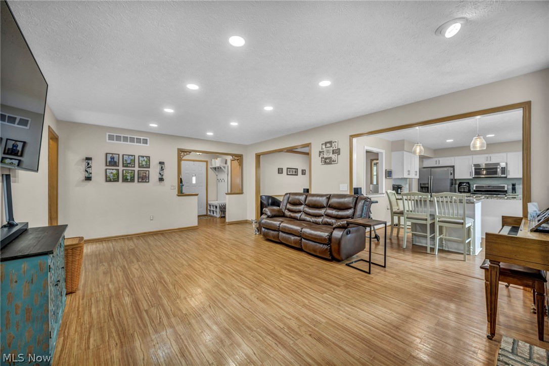 30030 Ursula Court