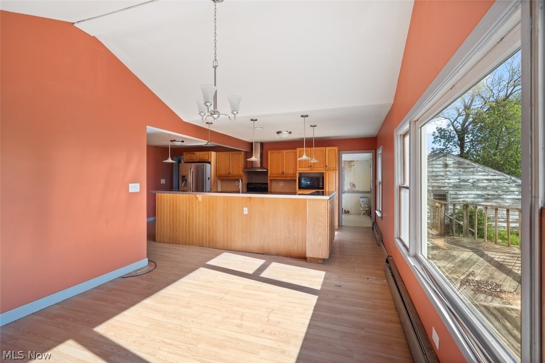 685 Stony Hill