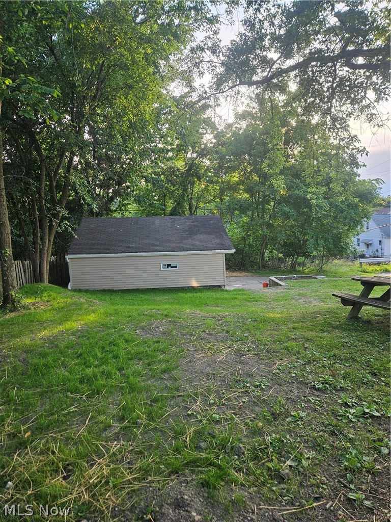 5200 Hy Court
