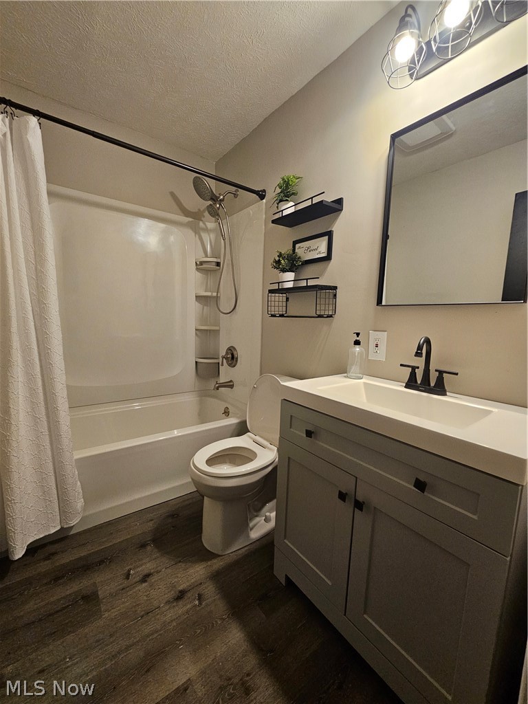 5200 Hy Court