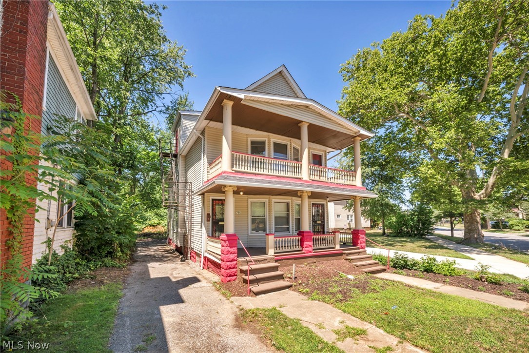 754 Parkwood Drive