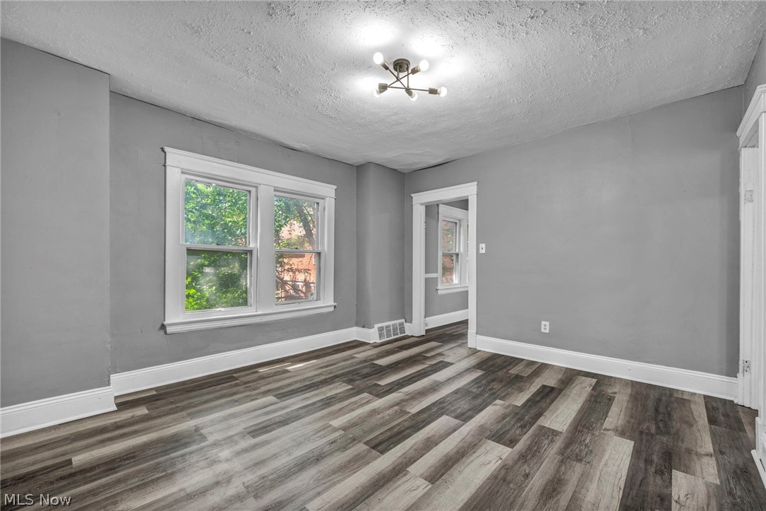 754 Parkwood Drive